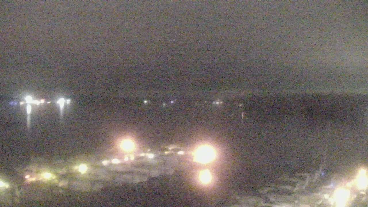 Thumbnail for current weather camera view from Emerald Coast Marine in Niceville, Florida