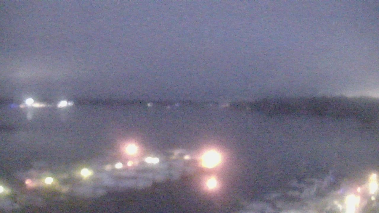 Thumbnail for current weather camera view from Emerald Coast Marine in Niceville, Florida