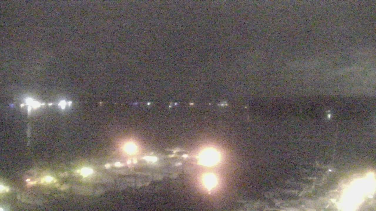 Thumbnail for current weather camera view from Emerald Coast Marine in Niceville, Florida