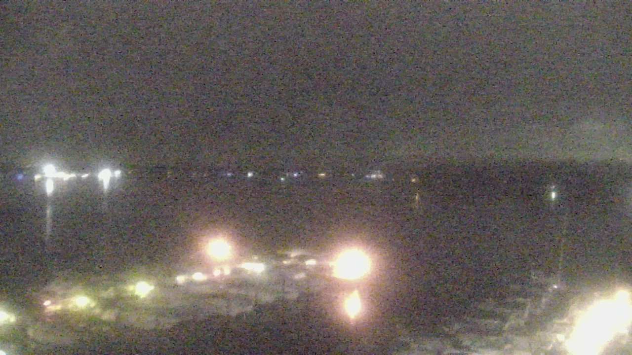 Thumbnail for current weather camera view from Emerald Coast Marine in Niceville, Florida