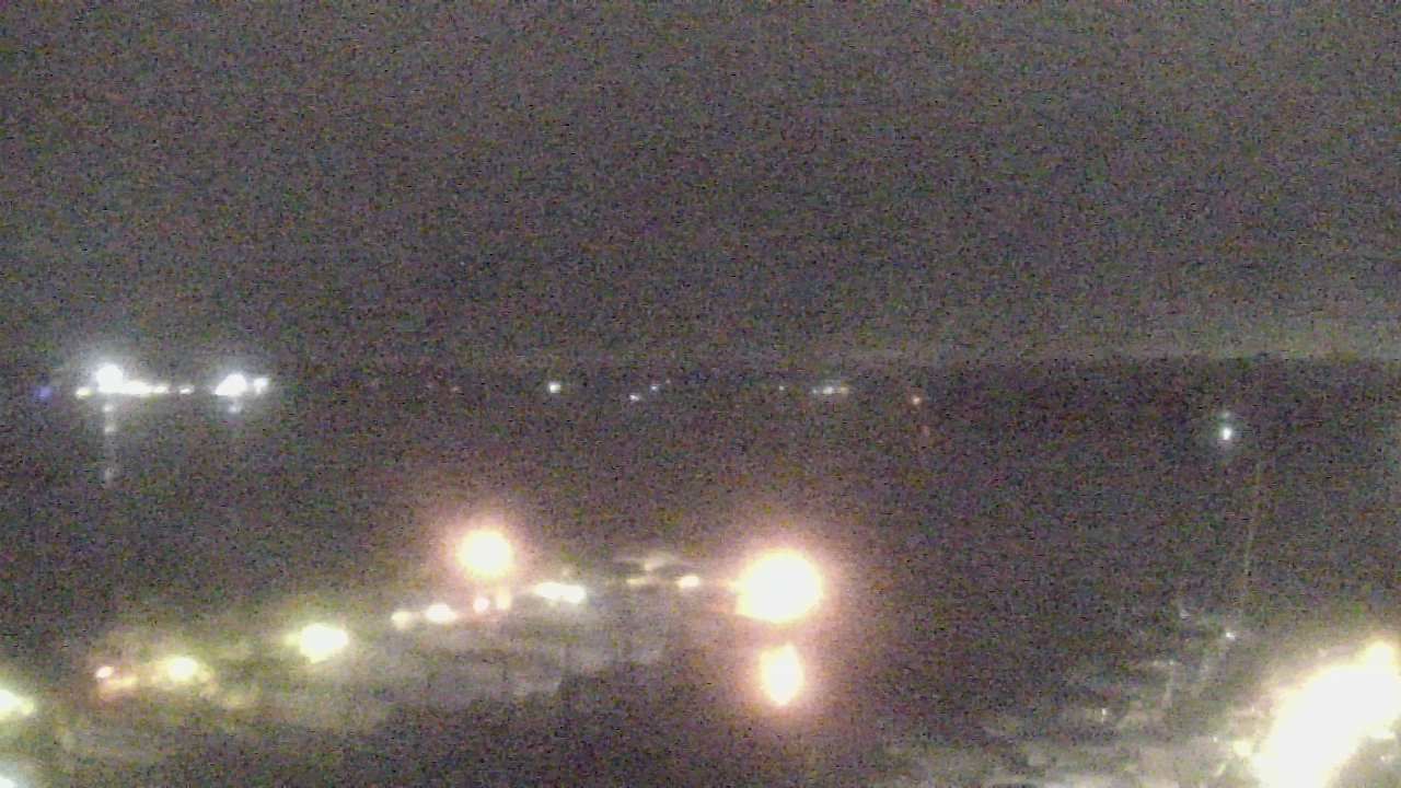Thumbnail for current weather camera view from Emerald Coast Marine in Niceville, Florida
