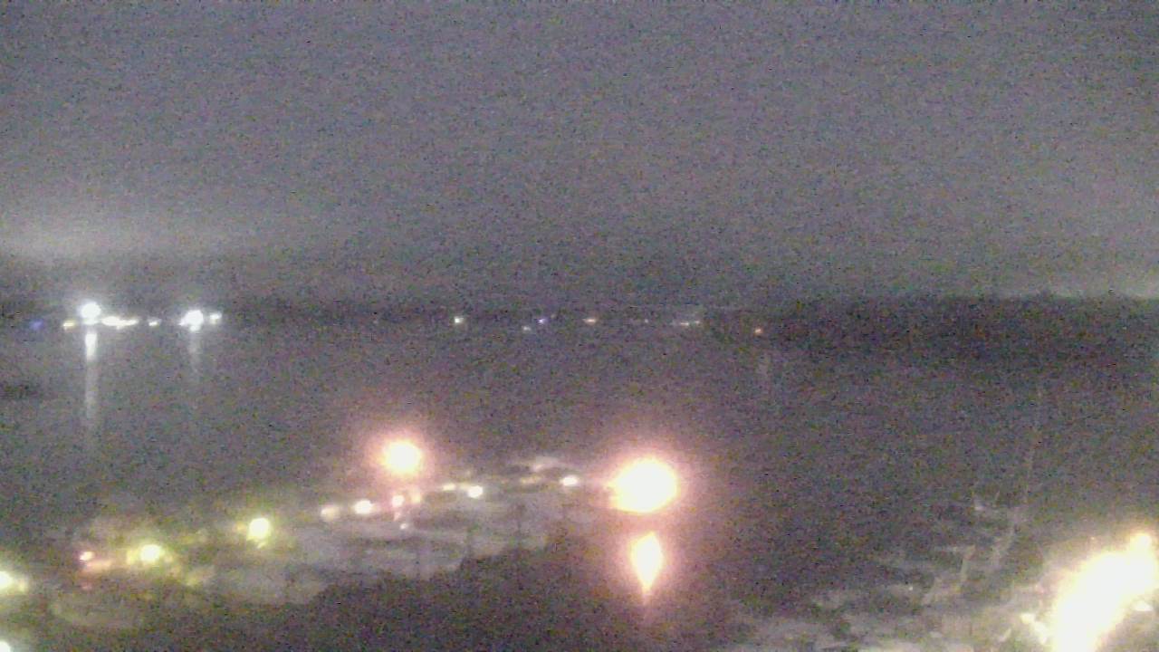 Thumbnail for current weather camera view from Emerald Coast Marine in Niceville, Florida