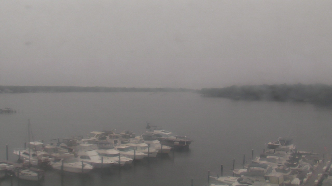 Thumbnail for current weather camera view from Emerald Coast Marine in Niceville, Florida