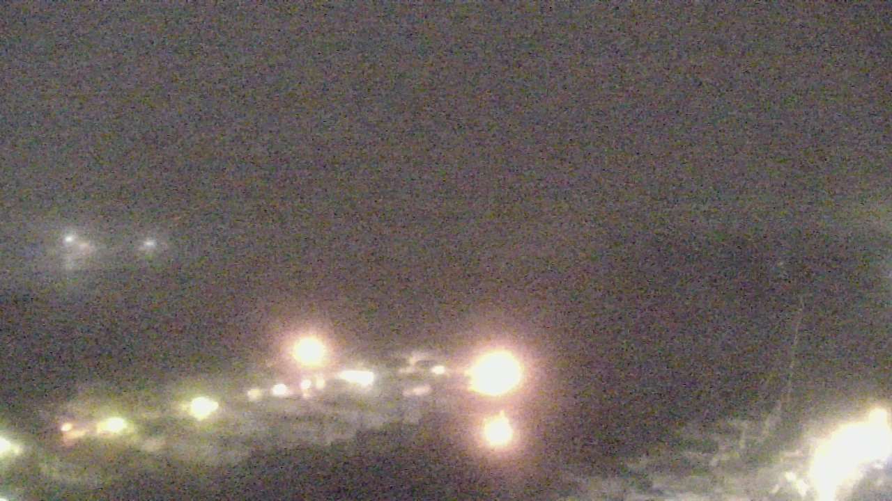 Thumbnail for current weather camera view from Emerald Coast Marine in Niceville, Florida