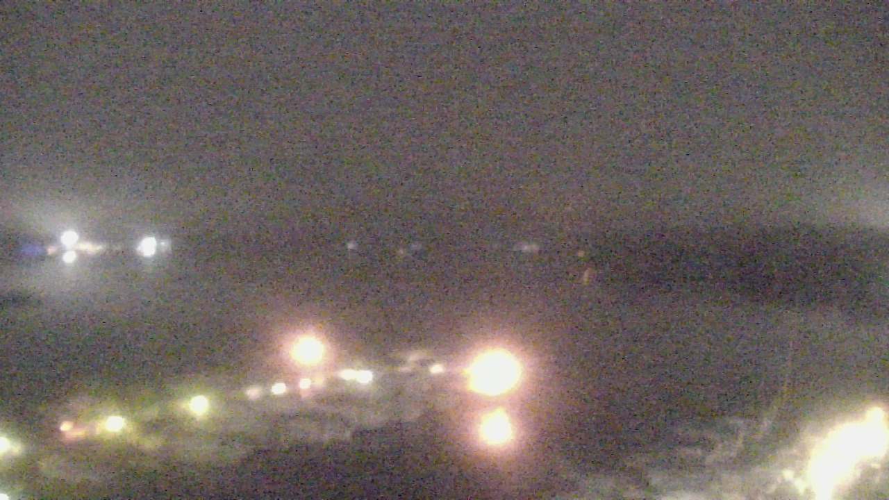 Thumbnail for current weather camera view from Emerald Coast Marine in Niceville, Florida