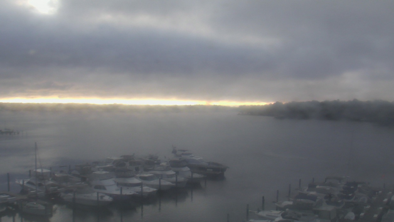 Thumbnail for current weather camera view from Emerald Coast Marine in Niceville, Florida