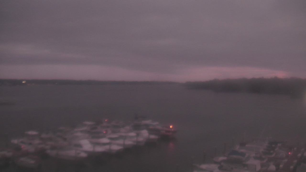 Thumbnail for current weather camera view from Emerald Coast Marine in Niceville, Florida