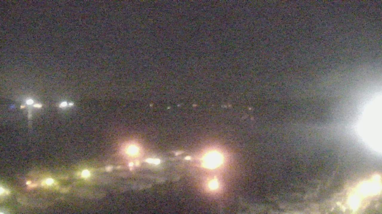 Thumbnail for current weather camera view from Emerald Coast Marine in Niceville, Florida