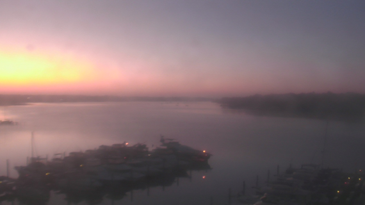 Thumbnail for current weather camera view from Emerald Coast Marine in Niceville, Florida