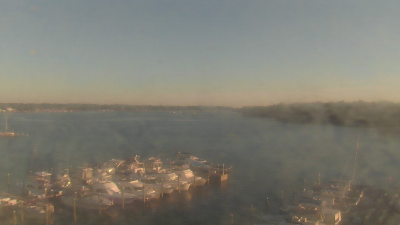 Thumbnail for current weather camera view from Emerald Coast Marine in Niceville, Florida