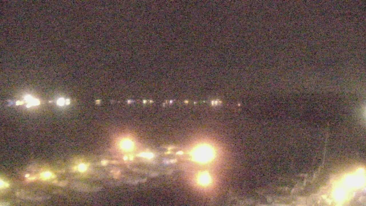 Thumbnail for current weather camera view from Emerald Coast Marine in Niceville, Florida