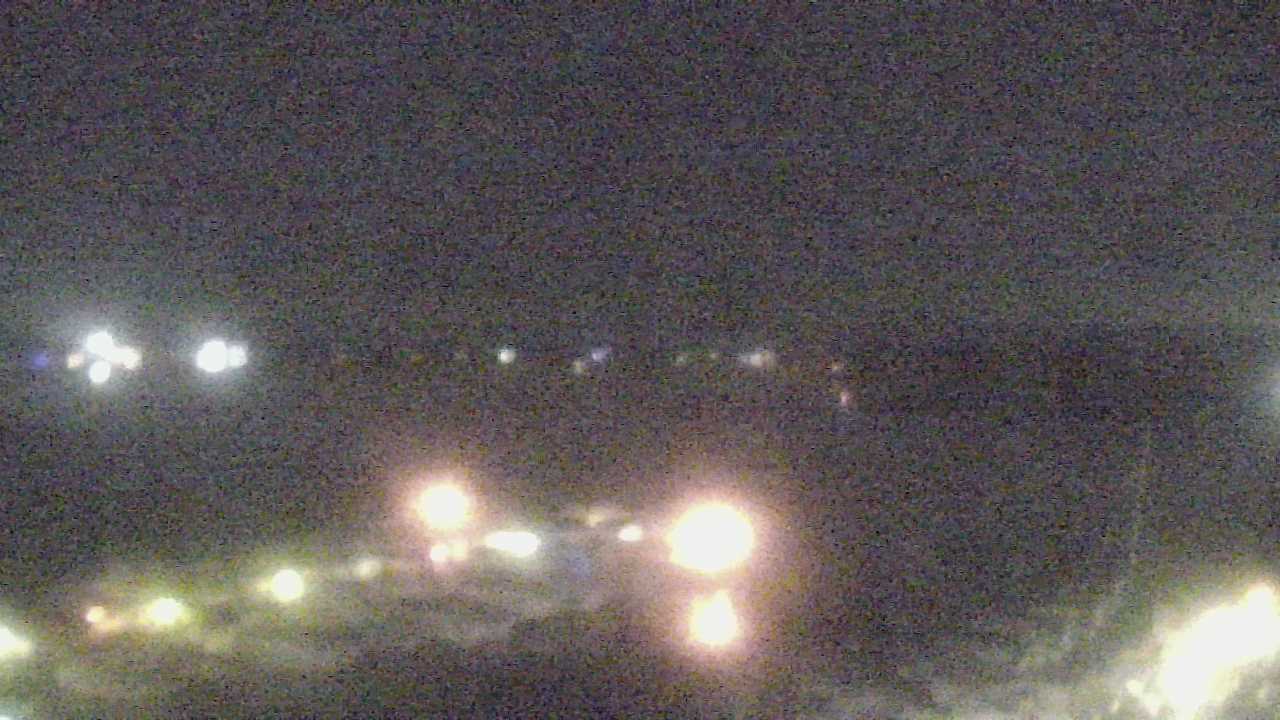 Thumbnail for current weather camera view from Emerald Coast Marine in Niceville, Florida