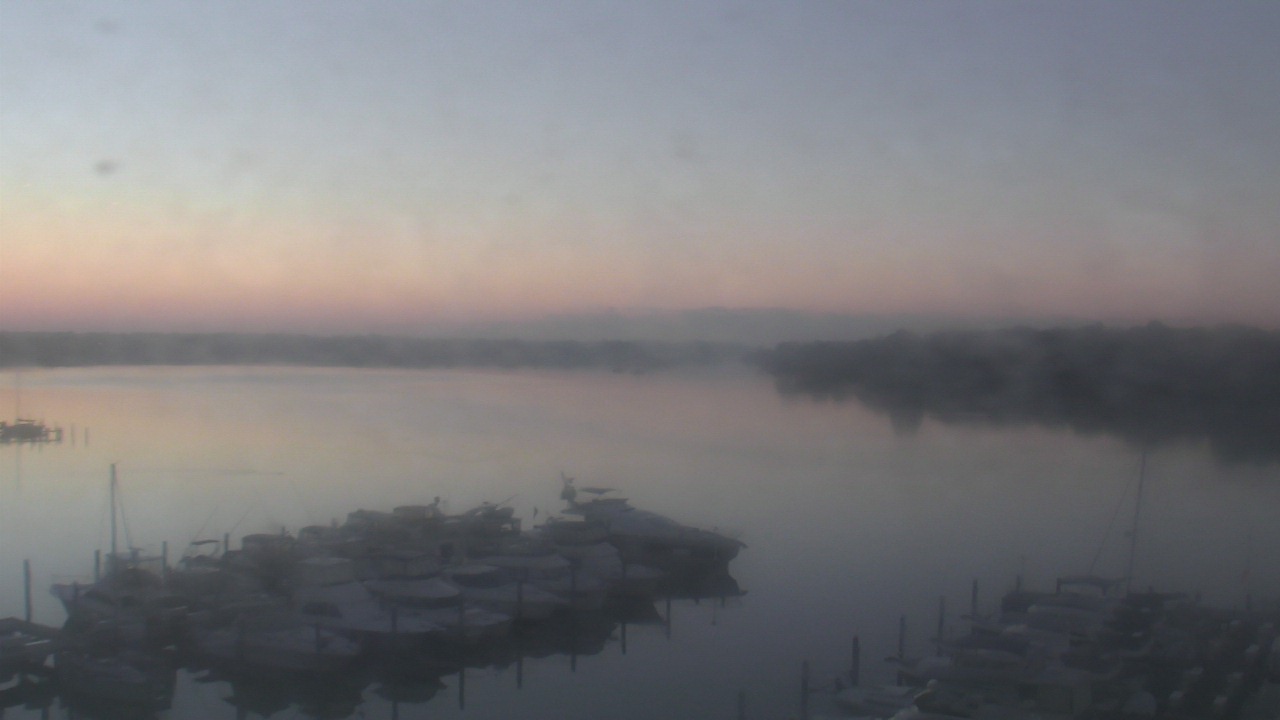 Thumbnail for current weather camera view from Emerald Coast Marine in Niceville, Florida