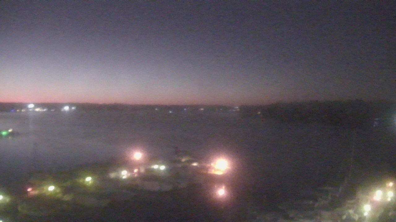 Thumbnail for current weather camera view from Emerald Coast Marine in Niceville, Florida