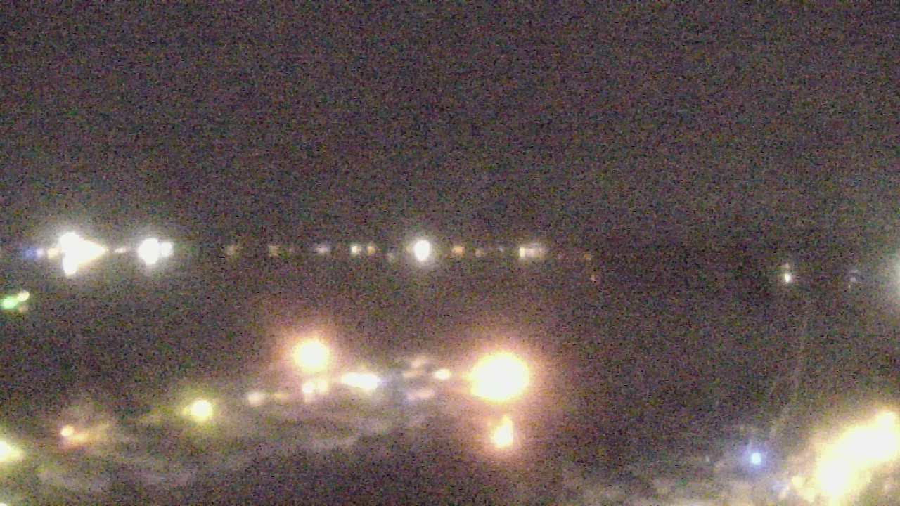 Thumbnail for current weather camera view from Emerald Coast Marine in Niceville, Florida