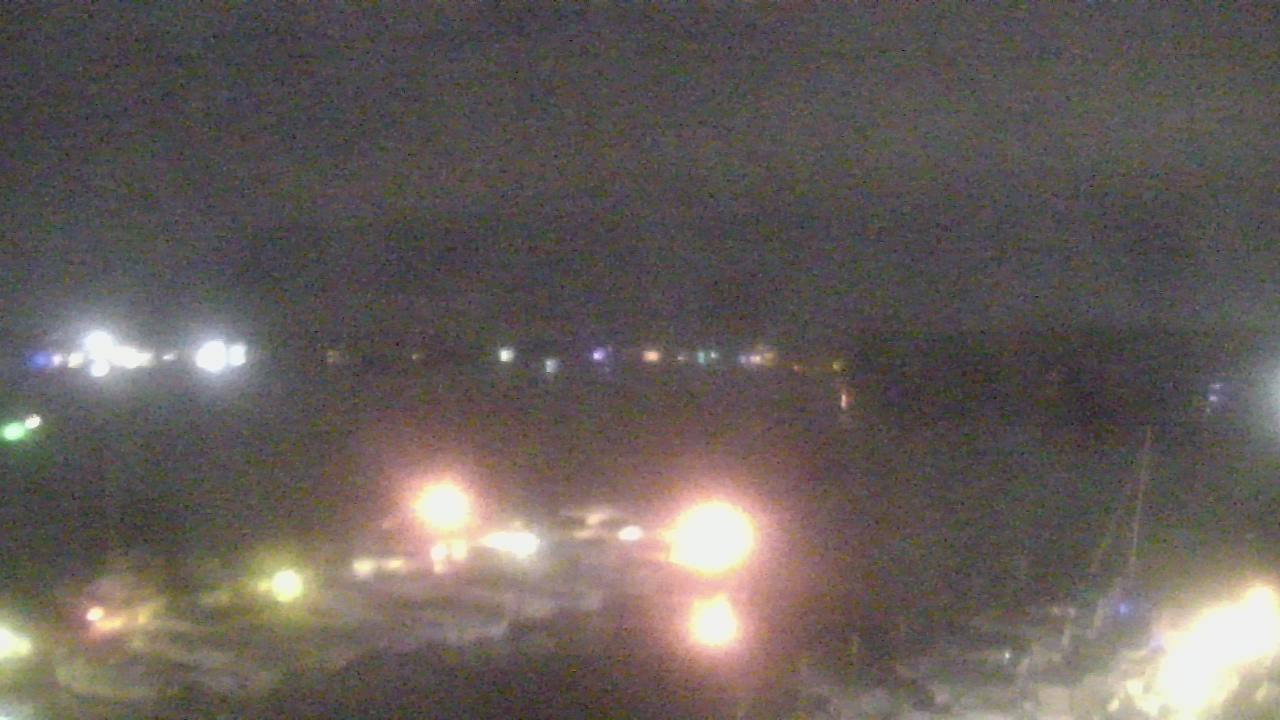 Thumbnail for current weather camera view from Emerald Coast Marine in Niceville, Florida