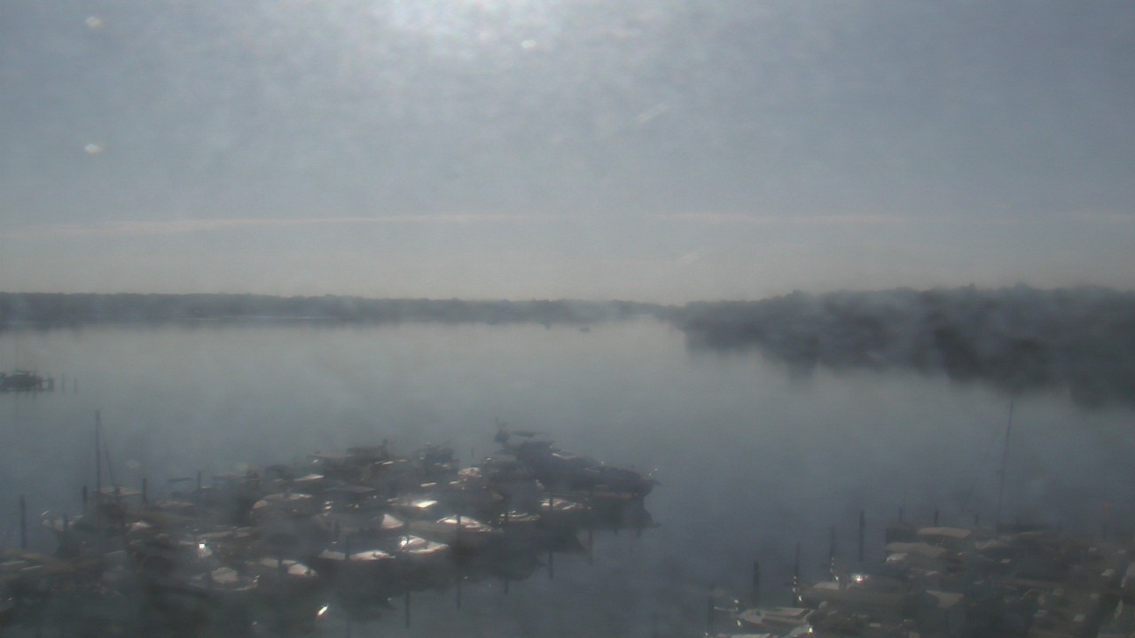 Thumbnail for current weather camera view from Emerald Coast Marine in Niceville, Florida