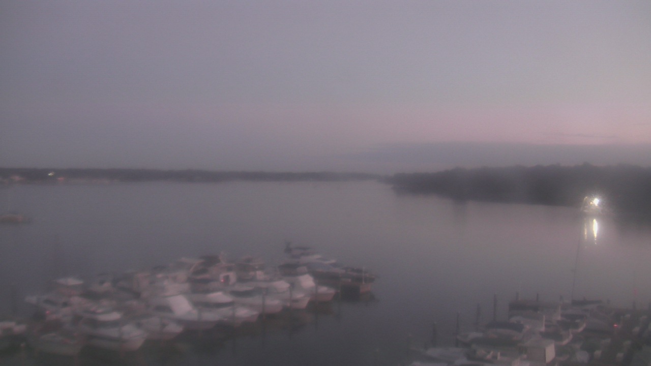 Thumbnail for current weather camera view from Emerald Coast Marine in Niceville, Florida