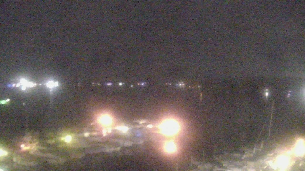 Thumbnail for current weather camera view from Emerald Coast Marine in Niceville, Florida