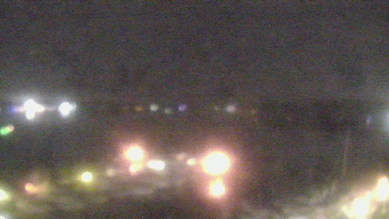 Thumbnail for current weather camera view from Emerald Coast Marine in Niceville, Florida