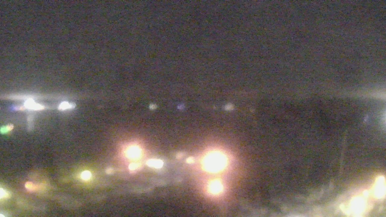 Thumbnail for current weather camera view from Emerald Coast Marine in Niceville, Florida