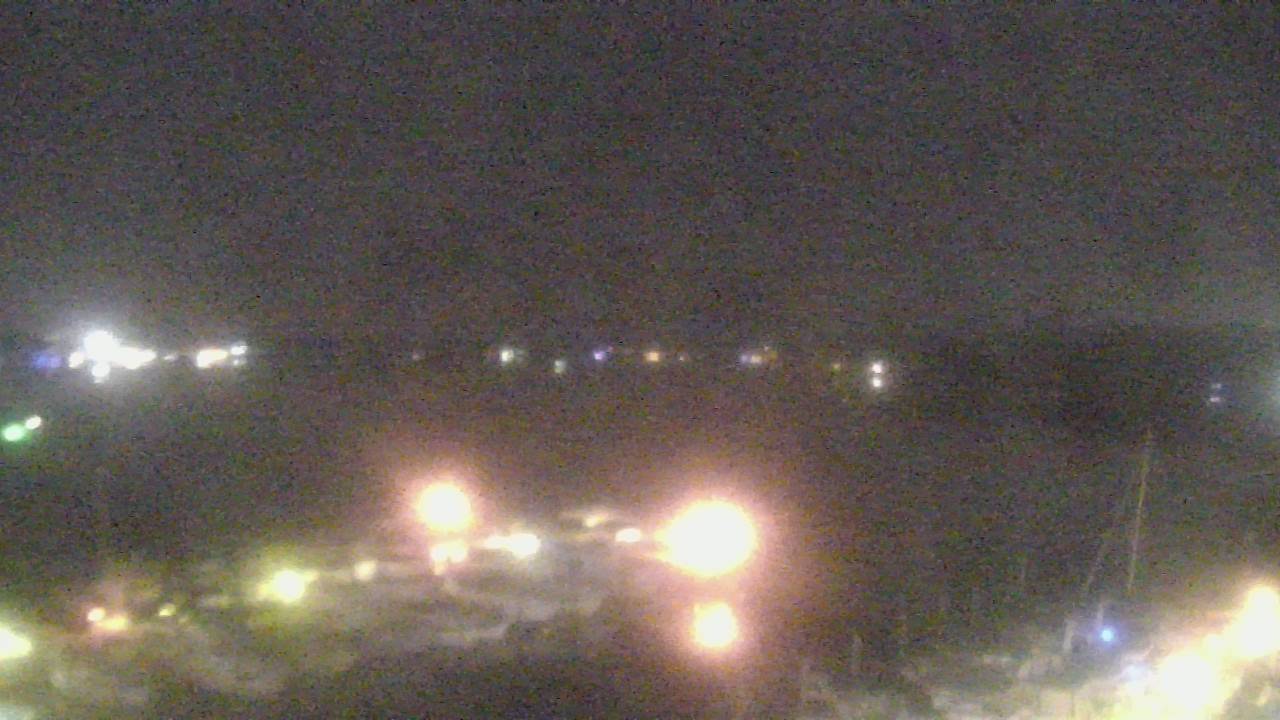 Thumbnail for current weather camera view from Emerald Coast Marine in Niceville, Florida