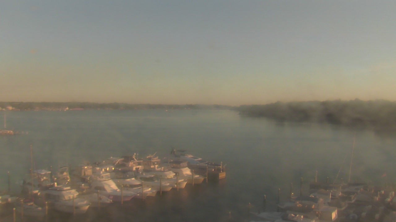 Thumbnail for current weather camera view from Emerald Coast Marine in Niceville, Florida