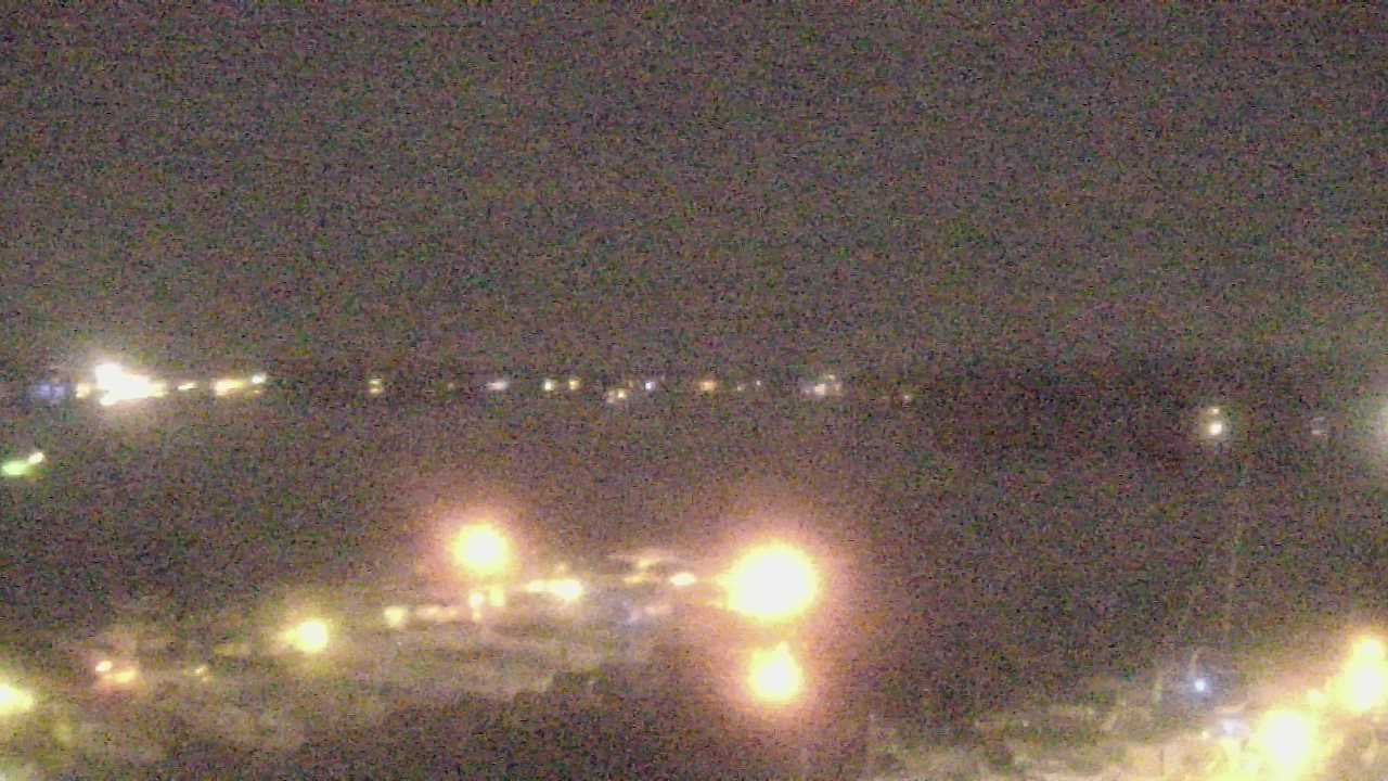 Thumbnail for current weather camera view from Emerald Coast Marine in Niceville, Florida