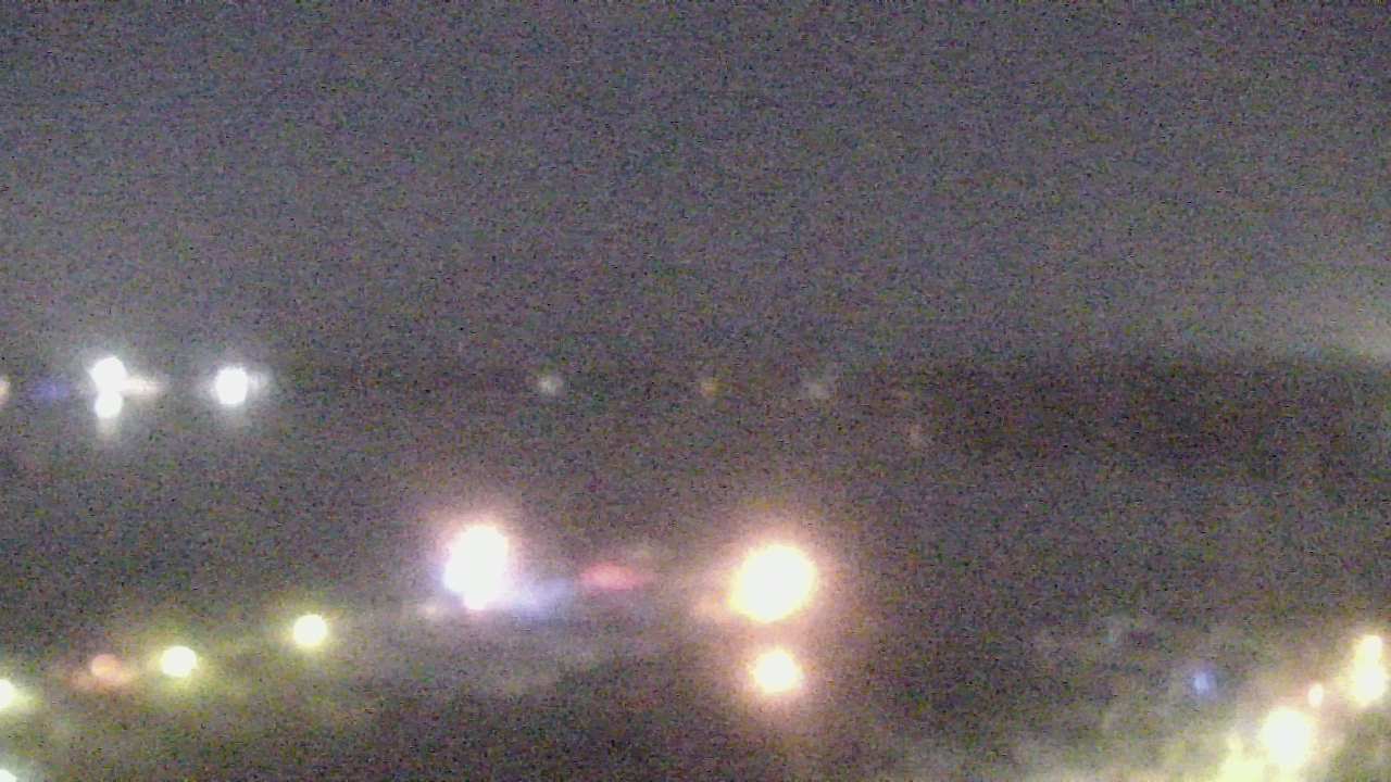 Thumbnail for current weather camera view from Emerald Coast Marine in Niceville, Florida