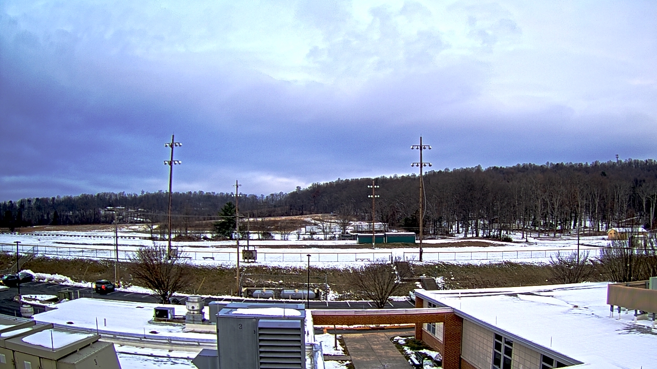 Thumbnail for current weather camera view from New Bloomfield ES in Bloomfield, Pennsylvania