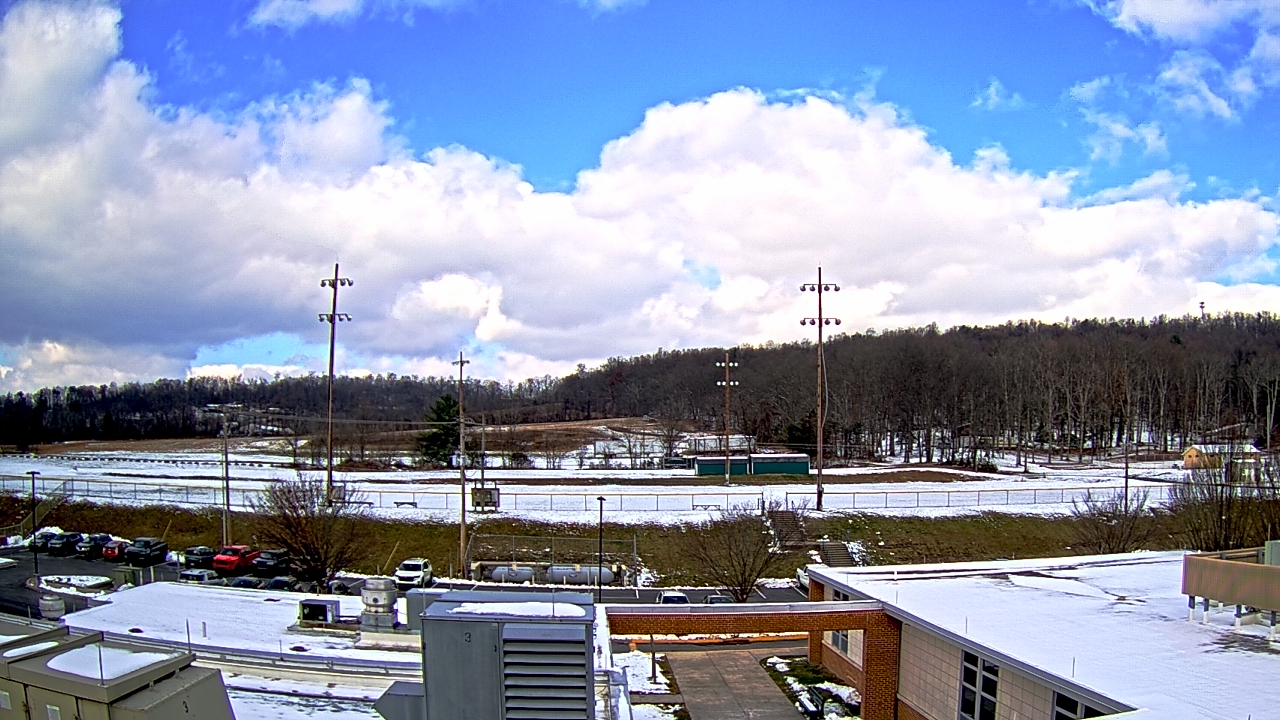 Thumbnail for current weather camera view from New Bloomfield ES in Bloomfield, Pennsylvania