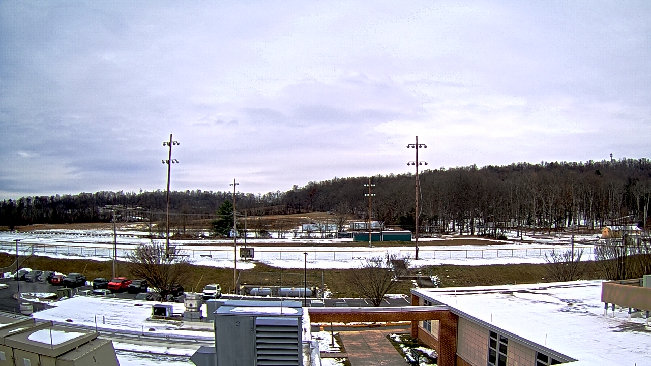 Thumbnail for current weather camera view from New Bloomfield ES in Bloomfield, Pennsylvania