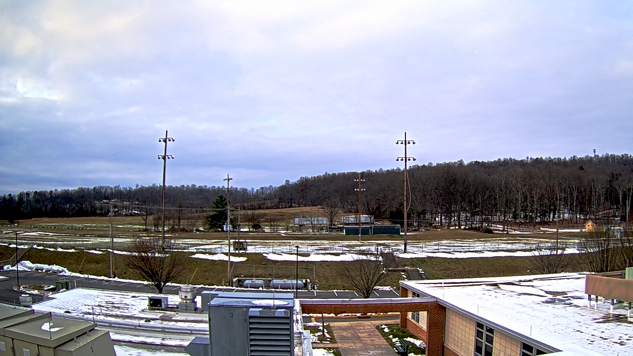 Thumbnail for current weather camera view from New Bloomfield ES in Bloomfield, Pennsylvania