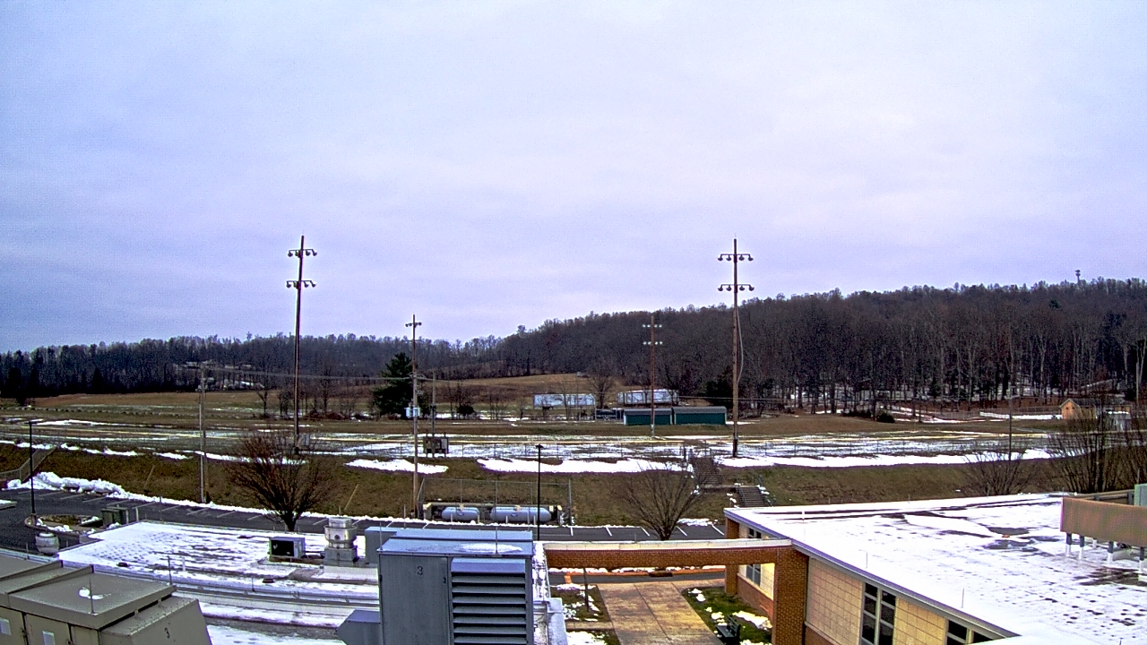 Thumbnail for current weather camera view from New Bloomfield ES in Bloomfield, Pennsylvania