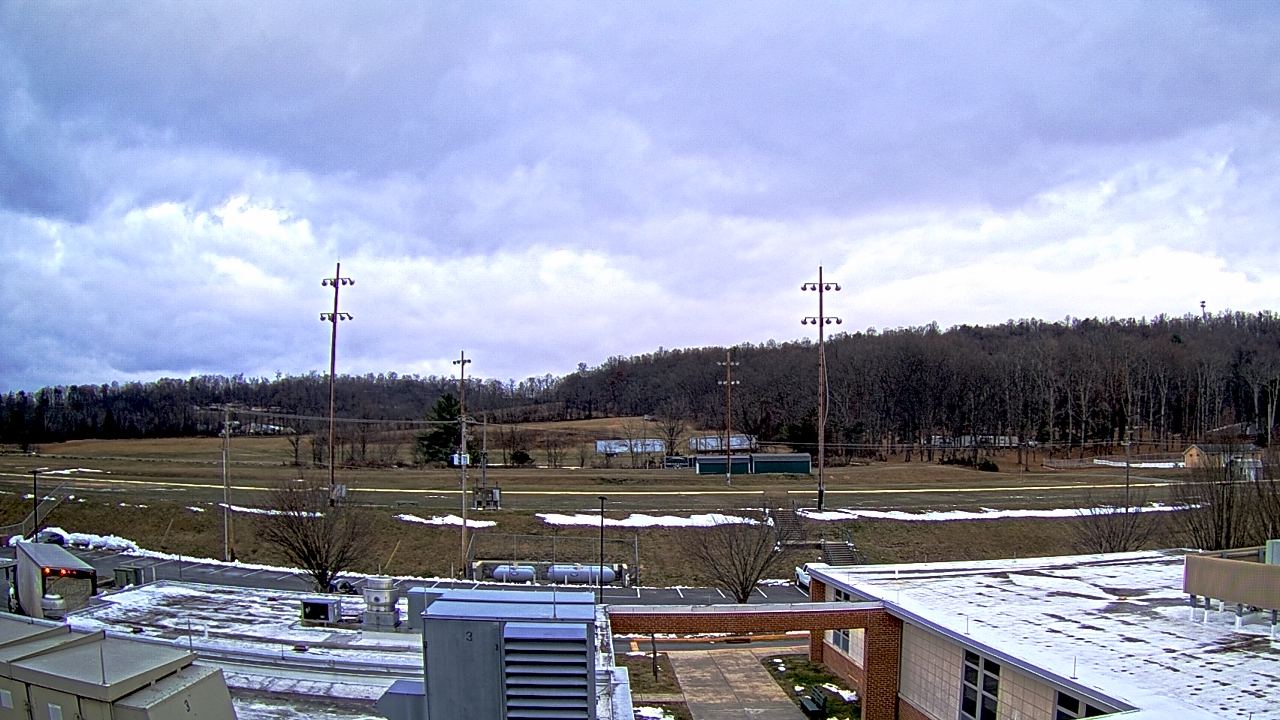 Thumbnail for current weather camera view from New Bloomfield ES in Bloomfield, Pennsylvania