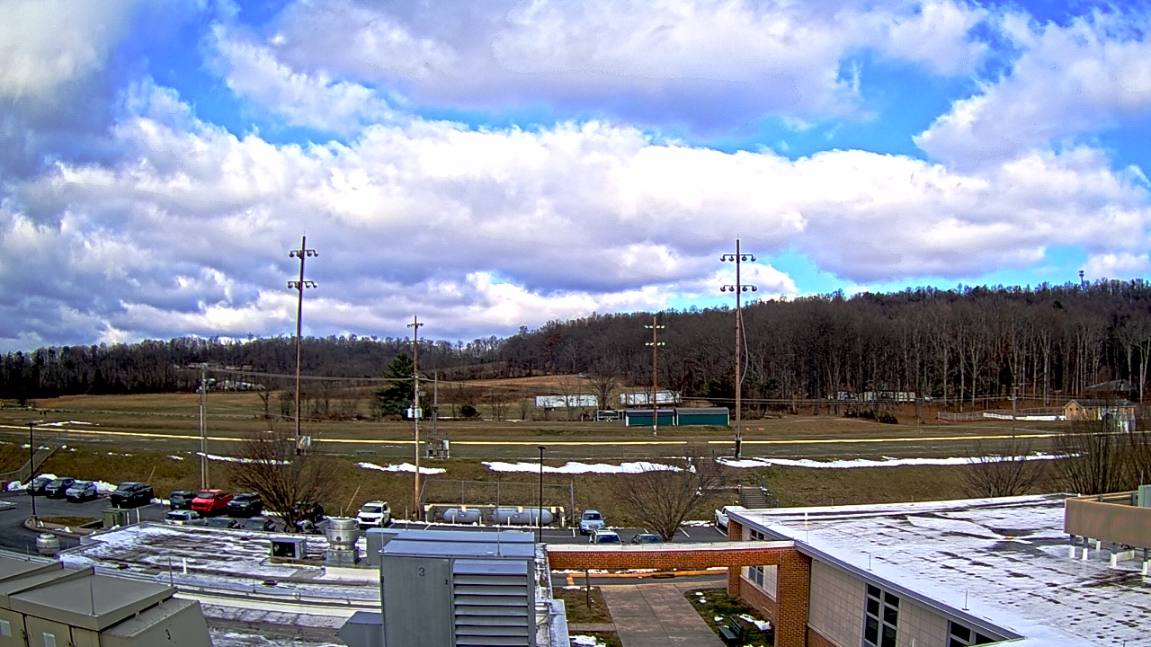 Thumbnail for current weather camera view from New Bloomfield ES in Bloomfield, Pennsylvania