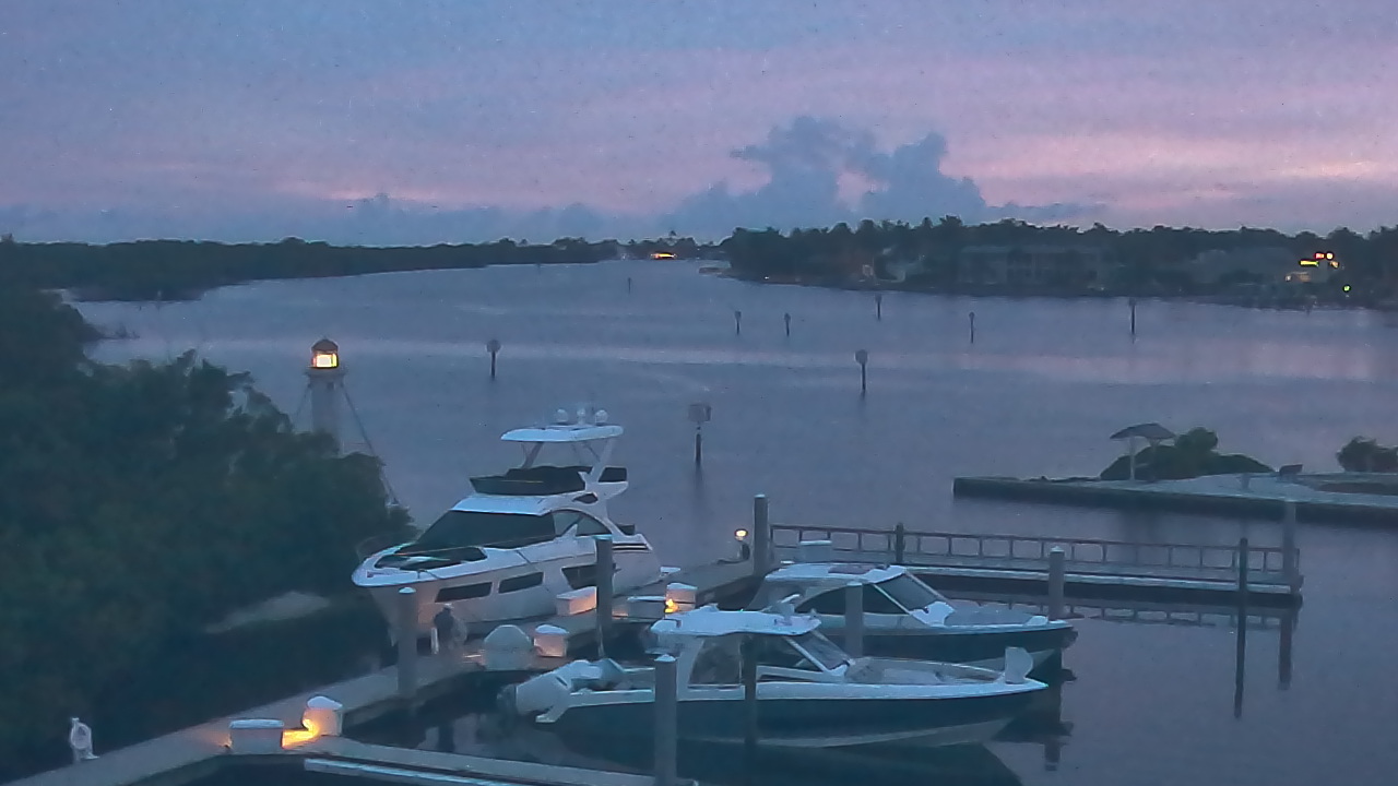 Thumbnail for current weather camera view from Hamilton Harbor Yacht Club in Naples, Florida