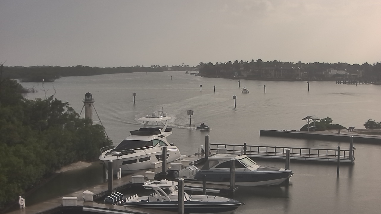 Thumbnail for current weather camera view from Hamilton Harbor Yacht Club in Naples, Florida