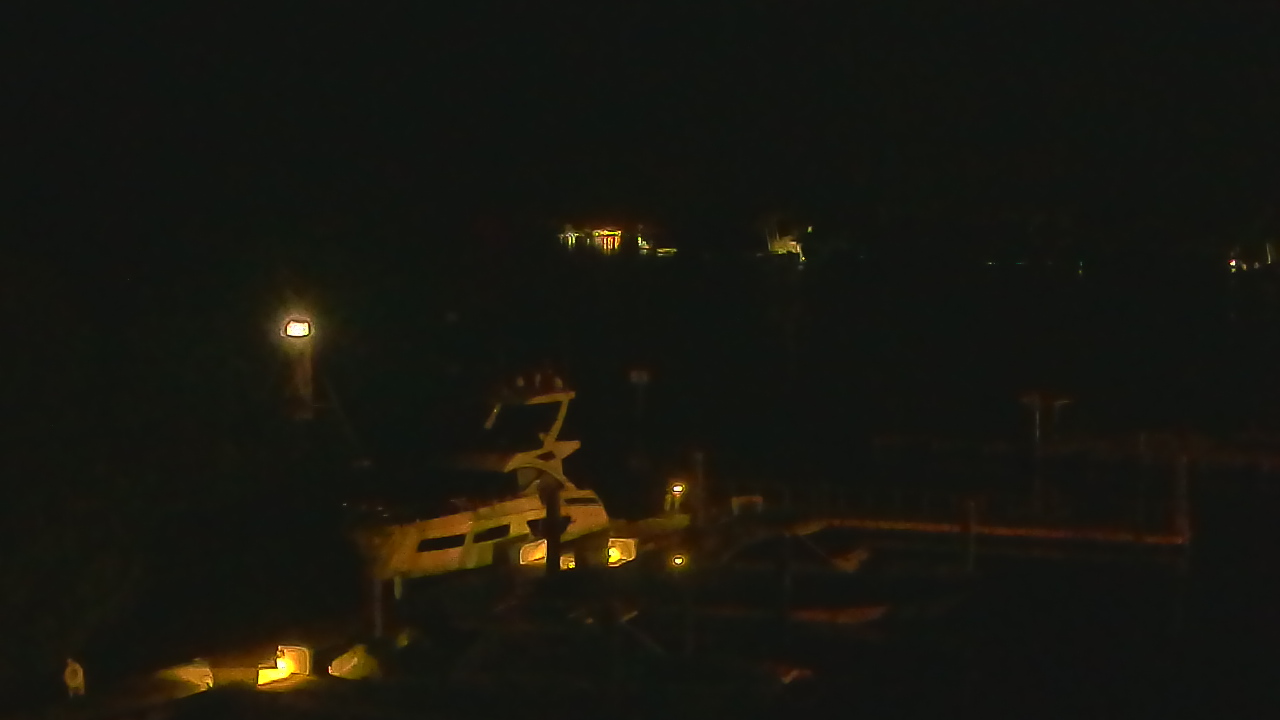 Thumbnail for current weather camera view from Hamilton Harbor Yacht Club in Naples, Florida