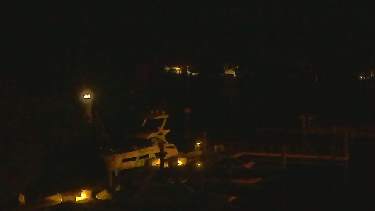 Thumbnail for current weather camera view from Hamilton Harbor Yacht Club in Naples, Florida