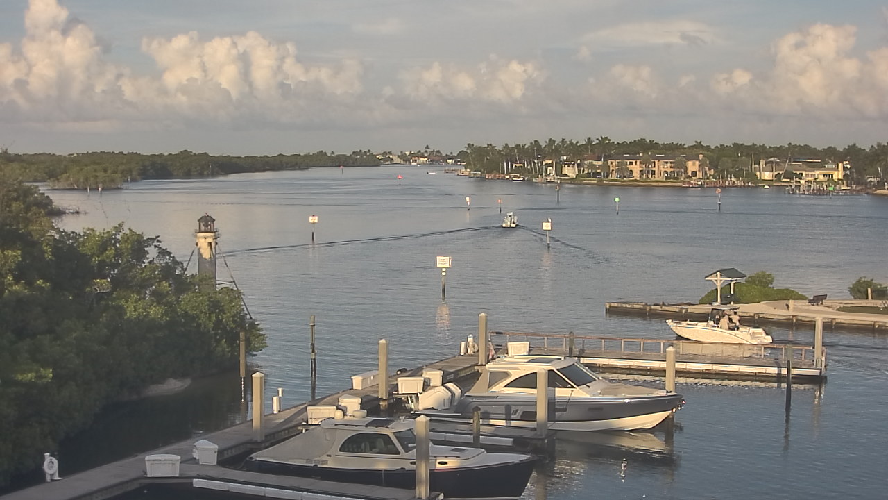 Thumbnail for current weather camera view from Hamilton Harbor Yacht Club in Naples, Florida