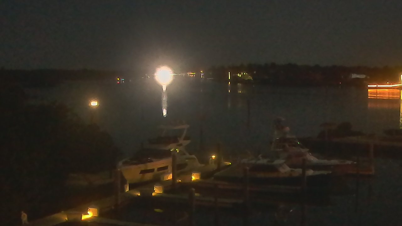 Thumbnail for current weather camera view from Hamilton Harbor Yacht Club in Naples, Florida