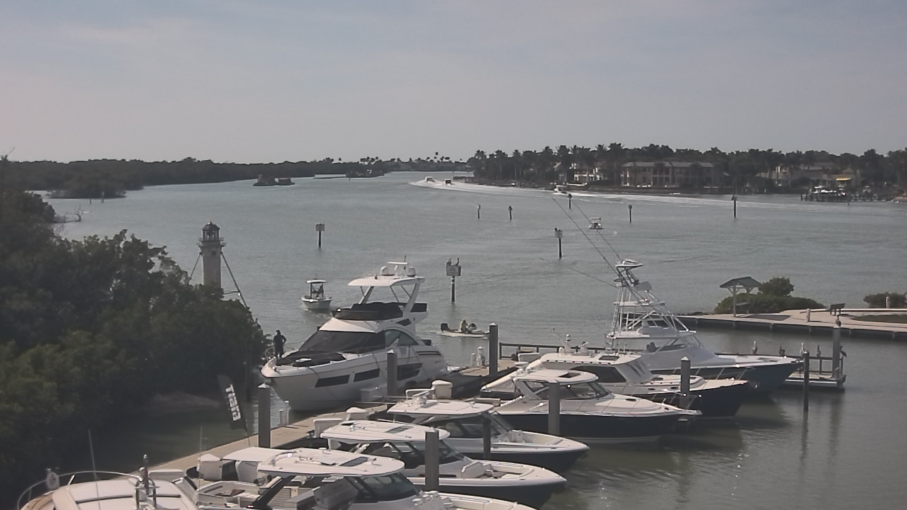 Thumbnail for current weather camera view from Hamilton Harbor Yacht Club in Naples, Florida