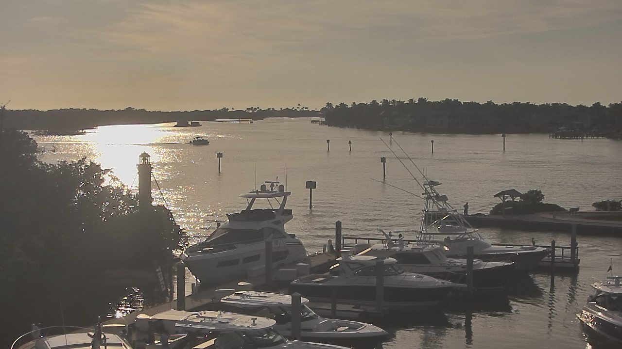 Thumbnail for current weather camera view from Hamilton Harbor Yacht Club in Naples, Florida