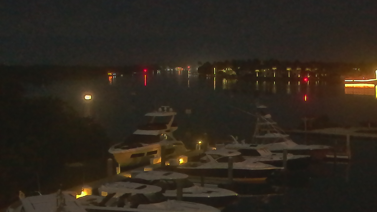 Thumbnail for current weather camera view from Hamilton Harbor Yacht Club in Naples, Florida