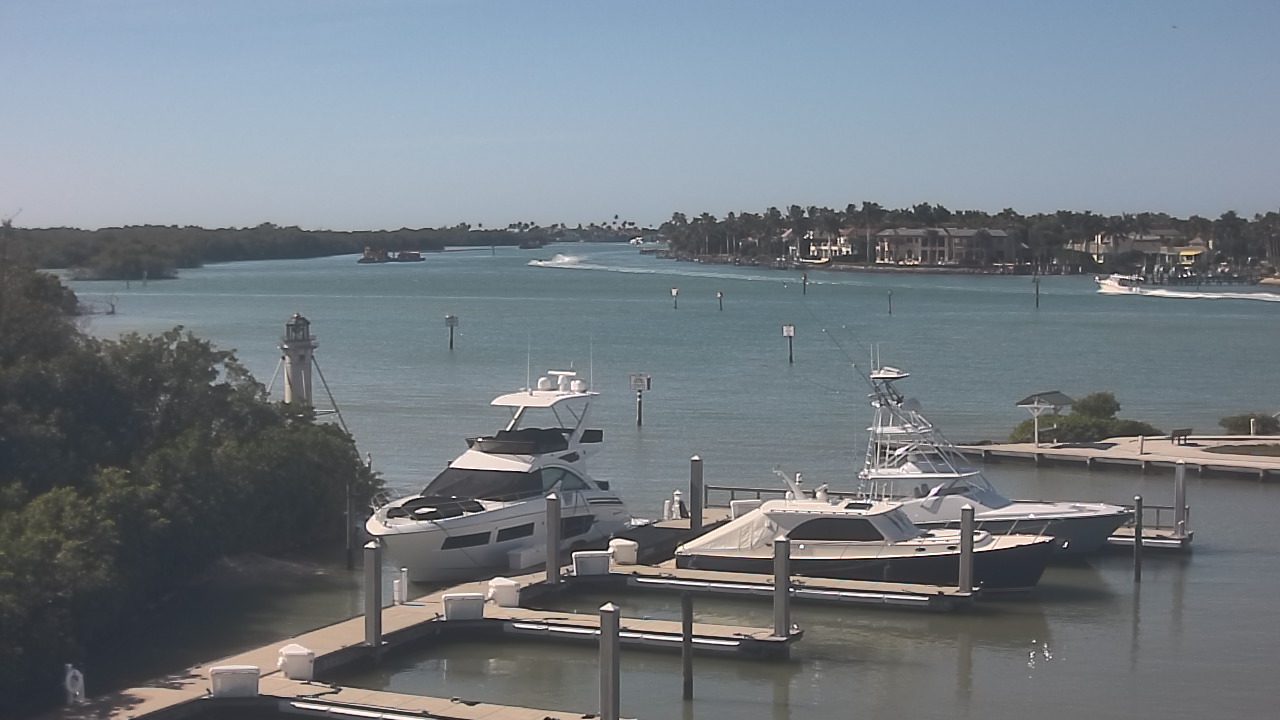 Thumbnail for current weather camera view from Hamilton Harbor Yacht Club in Naples, Florida