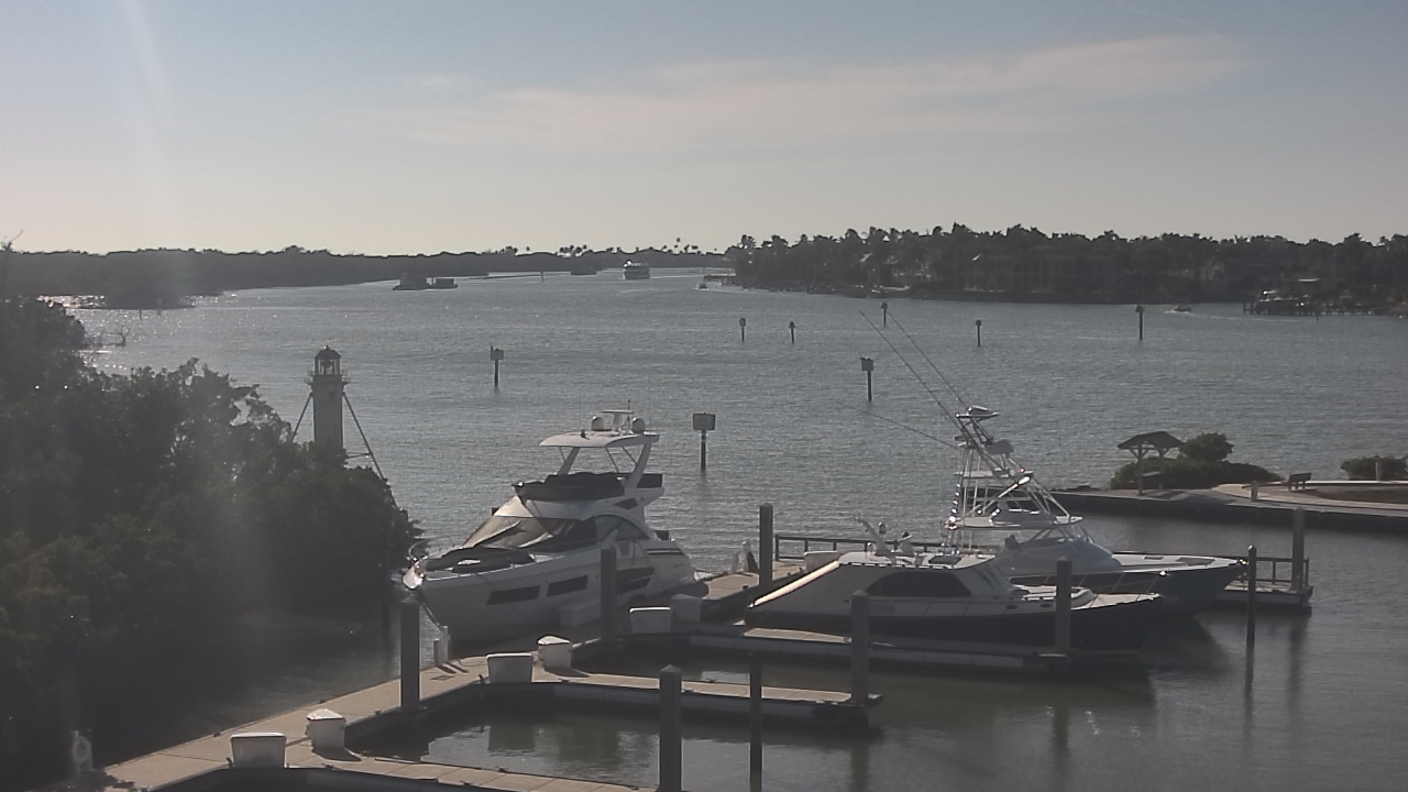 Thumbnail for current weather camera view from Hamilton Harbor Yacht Club in Naples, Florida