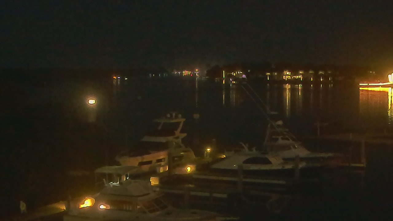 Thumbnail for current weather camera view from Hamilton Harbor Yacht Club in Naples, Florida