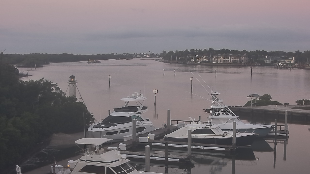 Thumbnail for current weather camera view from Hamilton Harbor Yacht Club in Naples, Florida