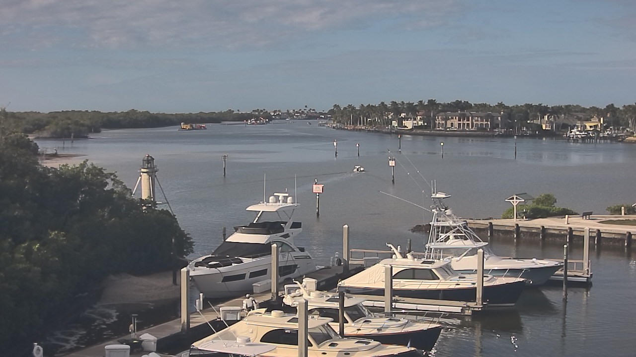 Thumbnail for current weather camera view from Hamilton Harbor Yacht Club in Naples, Florida